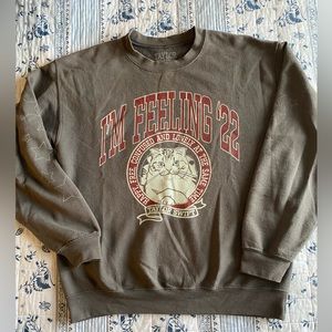 Taylor Swift I’m Feeling ‘22 Crewneck
